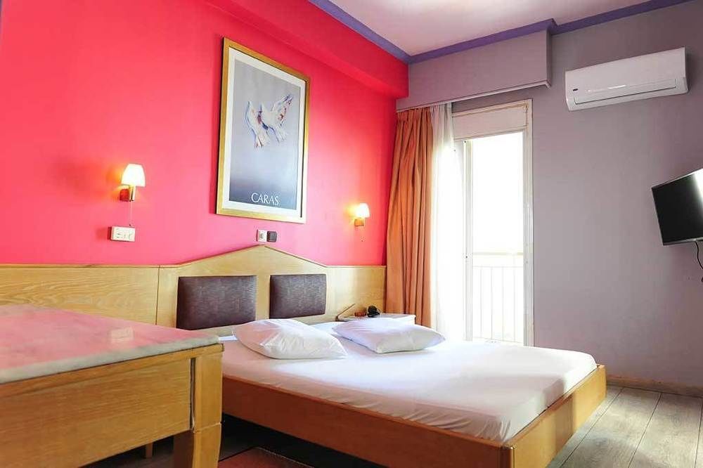 Eva Hotel Пирей Экстерьер фото