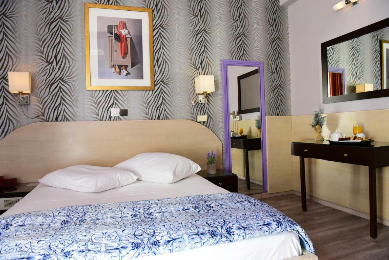 Eva Hotel Пирей Экстерьер фото